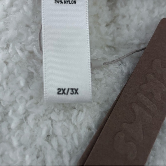 NWT SKIMS Cozy Knit Tank and Short Set | Size 2X - 3X - Picture 7 of 10